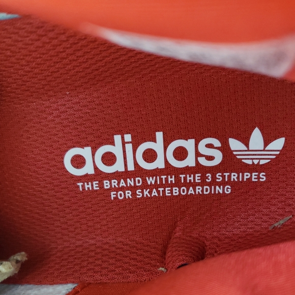 adidas Tyshawn Men's Leather Skate Casual Shoes White Red - Picture 10 of 11